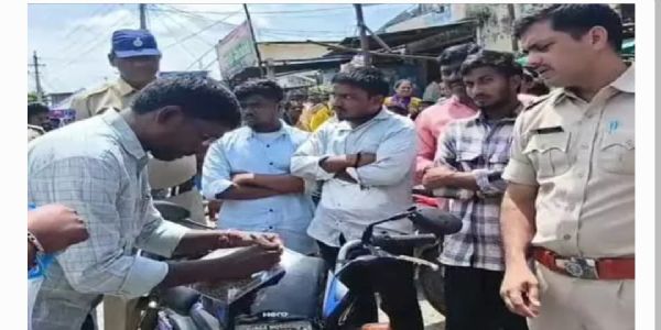 రాయపర్తిలో పట్టుబడ్డ గంజాయి-ముగ్గురు యువకులను అదుపులోకి తీసుకున్న పోలీసులు