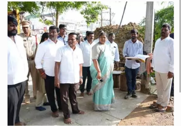 మంత్రి సీతక్క
