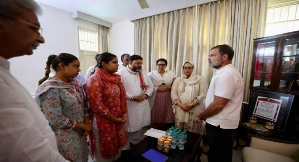 Gandhi calls on puran kumar family former IPS officer