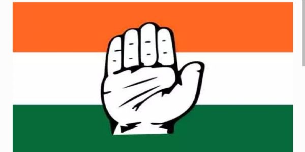 నిజామాబాద్ డీసీసీ అధ్యక్ష పదవికి పోటాపోటీ!