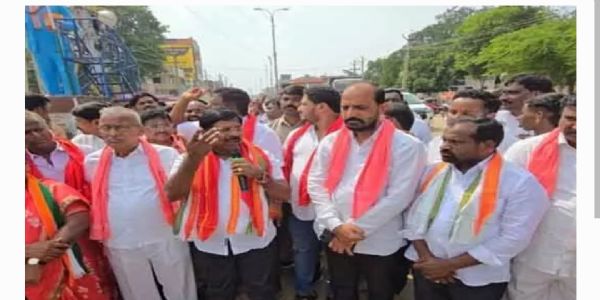 బీసీ రిజర్వేషన్ల పై కొన్ని పార్టీలు కపట ప్రేమ చూపిస్తున్నాయి: ఎమ్మెల్యే వంశీకృష్ణ