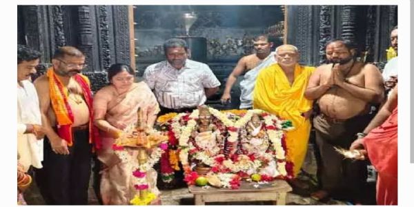 కార్తీక మాసోత్సవాలన ప్రారంభించిన ఎమ్మెల్యే నాయిని