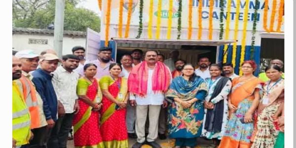 మహిళలు ఆర్థికంగా ఎదిగినప్పుడే సమాజ అభివృద్ధి.. ఎమ్మెల్యే ప్రకాష్ గౌడ్