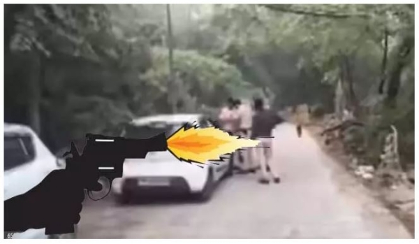 /gunfight-between-delhi-police-and-wanted-criminal-koku-pahadia-487180 /gunfight-between-delhi-police-and-wanted-criminal-koku-pahadia-487180