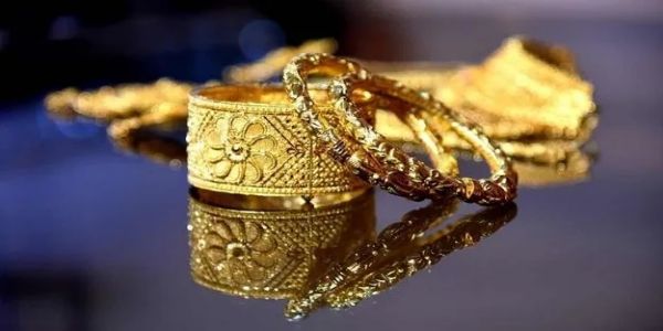 దేశంలో స్వల్పంగా పెరిగిన పసిడి ధరలు!