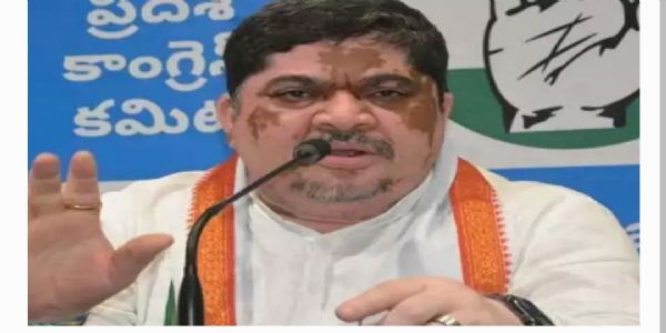 హరీష్ రావు వి డైవర్షన్ పాలిటిక్స్: మంత్రి పొన్నం ప్రభాకర్