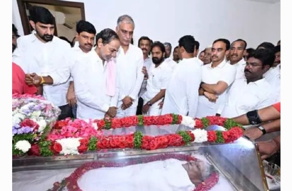 కెసిఆర్ కెసిఆర్