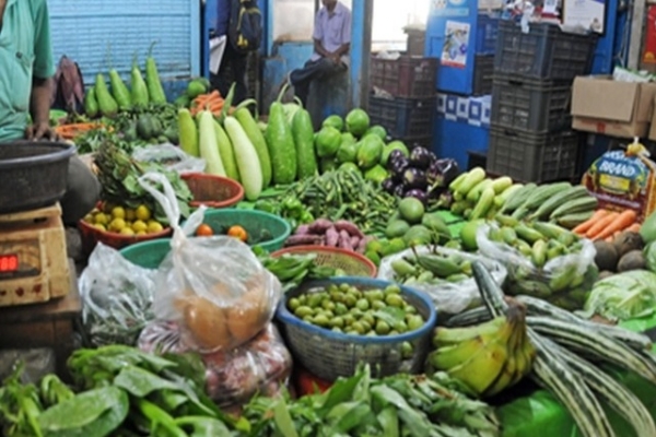 /vijayawada-vegetable-prices-rise-due-to-cyclone-mocha /vijayawada-vegetable-prices-rise-due-to-cyclone-mocha