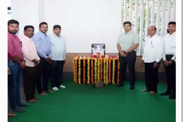 కామారెడ్డి కలెక్టర్