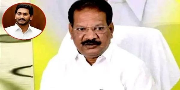 పథకం ప్రకారమే నర్సీపట్నంకు జగన్... ఎమ్మెల్యే ఫైర్