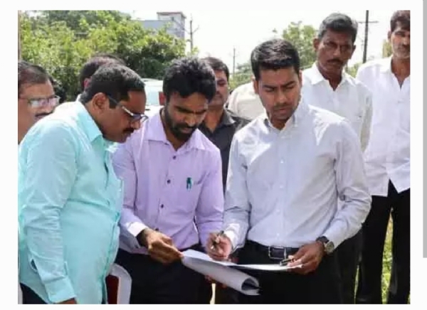 ఖమ్మం కలెక్టర్