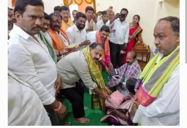 ఎమ్మెల్యే వీర్లపల్లి శంకర్ ఎమ్మెల్యే వీర్లపల్లి శంకర్