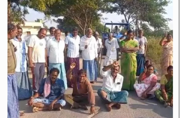 రోడ్డెక్కిన రైతులు...