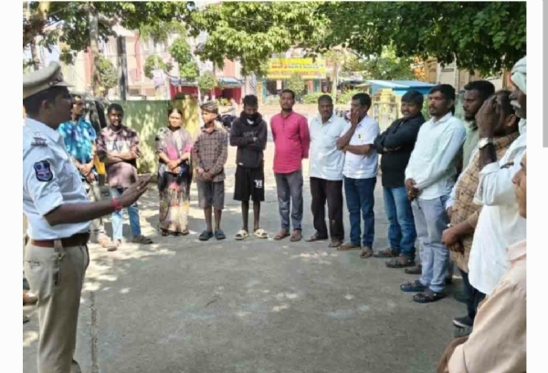 మెదక్ ట్రాఫిక్ పోలీస్