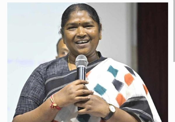 మంత్రి సీతక్క మంత్రి సీతక్క