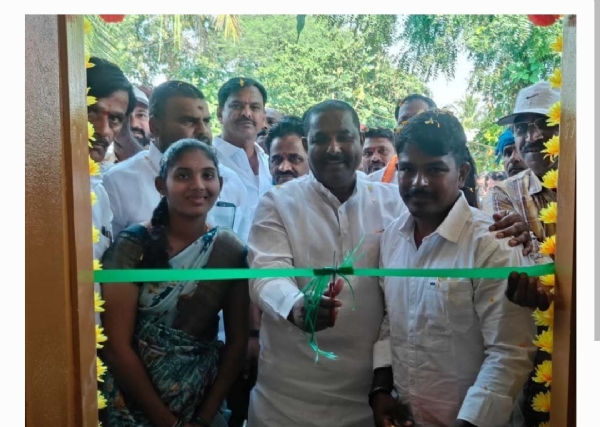 నర్సంపేట ఎమ్మెల్యే నర్సంపేట ఎమ్మెల్యే