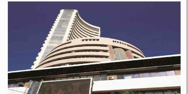 లాభాల్లో ముగిసిన స్టాక్ మార్కెట్