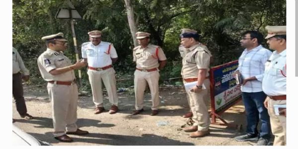 ట్రాఫిక్ రూల్స్ పాటించకుంటే కఠిన చర్యలు! రామగుండం సిపి