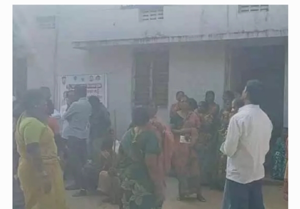 ఇందిరమ్మ చీరలు ఇందిరమ్మ చీరలు