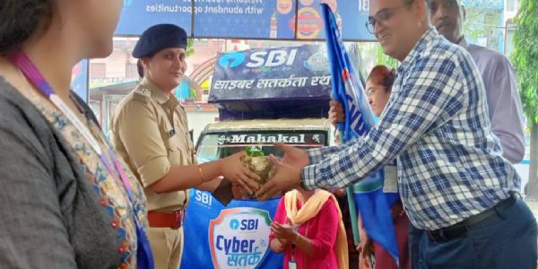 వరల్డ్ టాప్ 100 బ్యాంకుల లిస్ట్ లో SBI, HDFC.. త్వరలో మరిన్ని భారతీయ బ్యాంకులు!