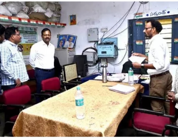 నిజామాబాద్ కలెక్టర్నిజామాబాద్ కలెక్టర్