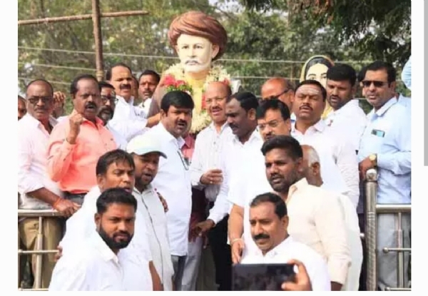 ఎమ్మెల్యే వీర్లపల్లి ఎమ్మెల్యే వీర్లపల్లి