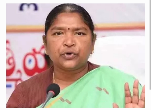 మంత్రి సీతక్క మంత్రి సీతక్క