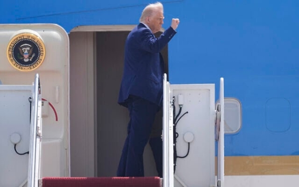 US President Donald Trump boards Air Force One at Joint Base Andrews, Md., on his way to Riyadh, Saudi Arabia, Monday, May 12, 2025. US President Donald Trump boards Air Force One at Joint Base Andrews, Md., on his way to Riyadh, Saudi Arabia, Monday, May 12, 2025.