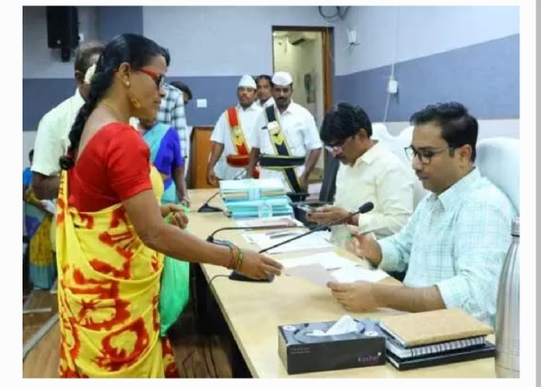 ములుగు జిల్లా కలెక్టర్ ములుగు జిల్లా కలెక్టర్