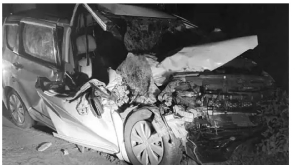 /a-horrific-road-accident-at-midnight-four-mla-relatives-died-490239