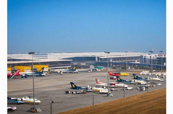 ఢిల్లీ ఎయిర్పోర్ట్ ఢిల్లీ ఎయిర్పోర్ట్