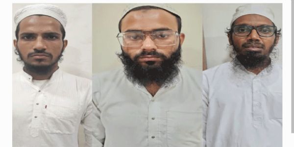 దేశంలో భారీ ఉగ్రకుట్ర భగ్నం.. ముగ్గురు అరెస్ట్