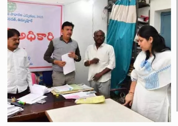 కరీంనగర్ కలెక్టర్ కరీంనగర్ కలెక్టర్