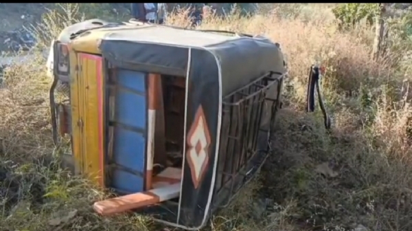 రోడ్డు ప్రమాదం రోడ్డు ప్రమాదం