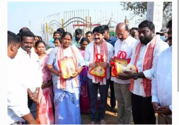 మంత్రి సీతక్క మంత్రి సీతక్క