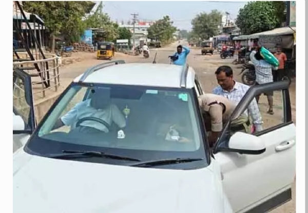 ఫ్లయింగ్ స్క్వాడ్ ఫ్లయింగ్ స్క్వాడ్