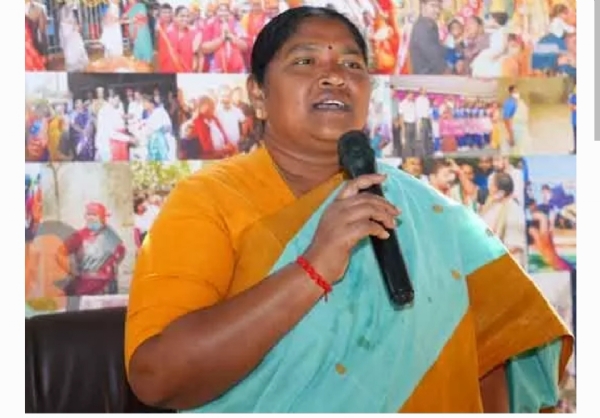 మంత్రి సీతక్క