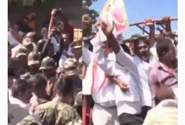 కరీంనగర్ లో హై టెన్షన్ కరీంనగర్ లో హై టెన్షన్