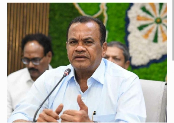 మంత్రి కోమటిరెడ్డి మంత్రి కోమటిరెడ్డి