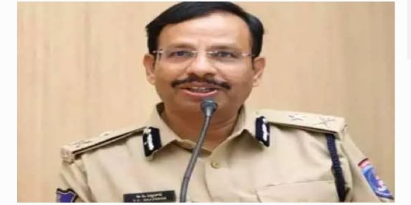 సైబర్ నేరగాళ్ల నయా స్కెచ్.. అప్రమత్తంగా ఉండండి.. సీపీ సజ్జనార్