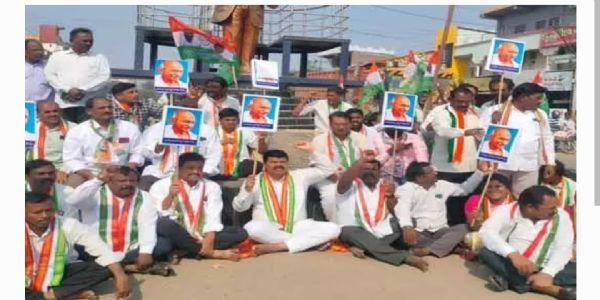 కేంద్ర ప్రభుత్వం దుర్మార్గమైన చర్యలకు పాల్పడుతోంది: పినపాక ఎమ్మెల్యే