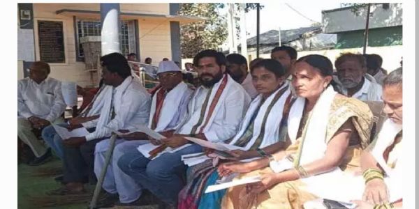 ప్రమాణస్వీకారోత్సవానికి సర్పంచ్ గైర్హాజరు.. ఆసిఫాబాద్ జిల్లాలో ఘటన..