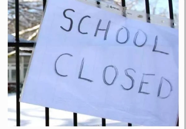 స్కూల్స్ మూసివేత