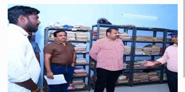 ప్రజలకు మెరుగైన వైద్య సేవలు అందాలి : కలెక్టర్ రాహుల్ రాజ్