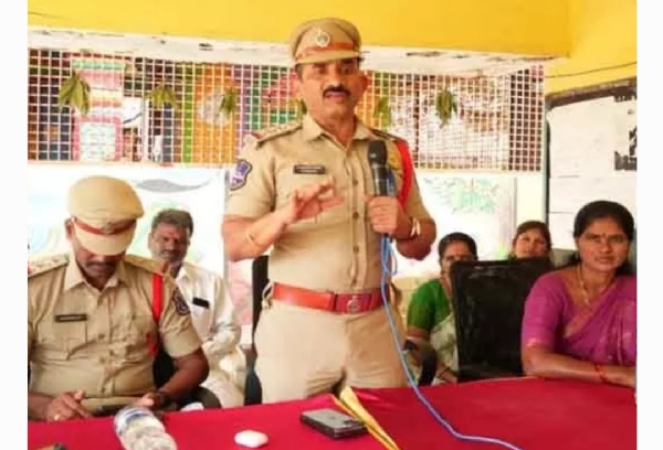 భువనగిరి పోలీస్