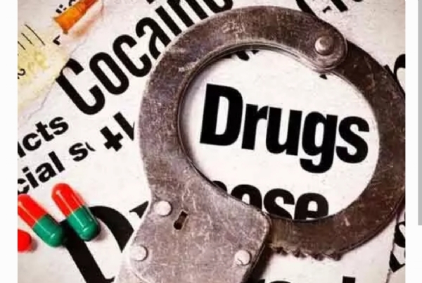 ముంబై పోలీసుల హై అలర్ట్ ముంబై పోలీసుల హై అలర్ట్