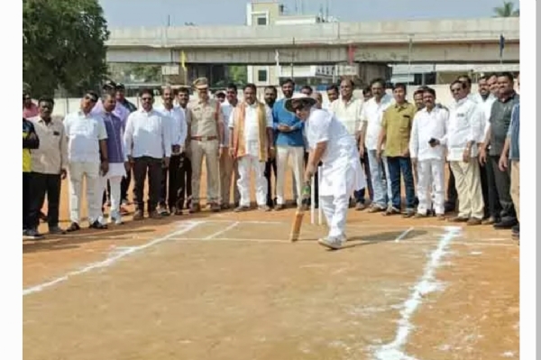 ఎమ్మెల్యే మల్లారెడ్డి