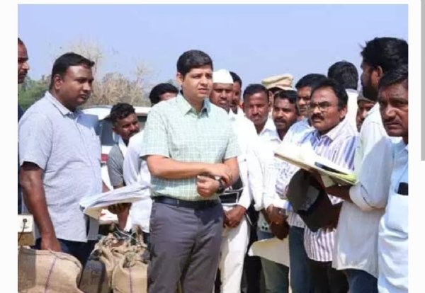 కామారెడ్డి కలెక్టర్ కామారెడ్డి కలెక్టర్