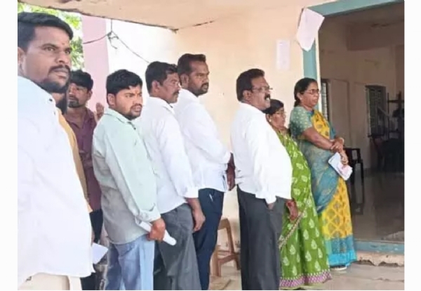 నామినేషన్లు నామినేషన్లు