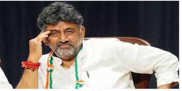 నేషనల్ హెరాల్డ్ కేసులో బిగ్ ట్విస్ట్.. డిప్యూటీ సీఎం డీకే శివకుమార్‌కు నోటీసులు